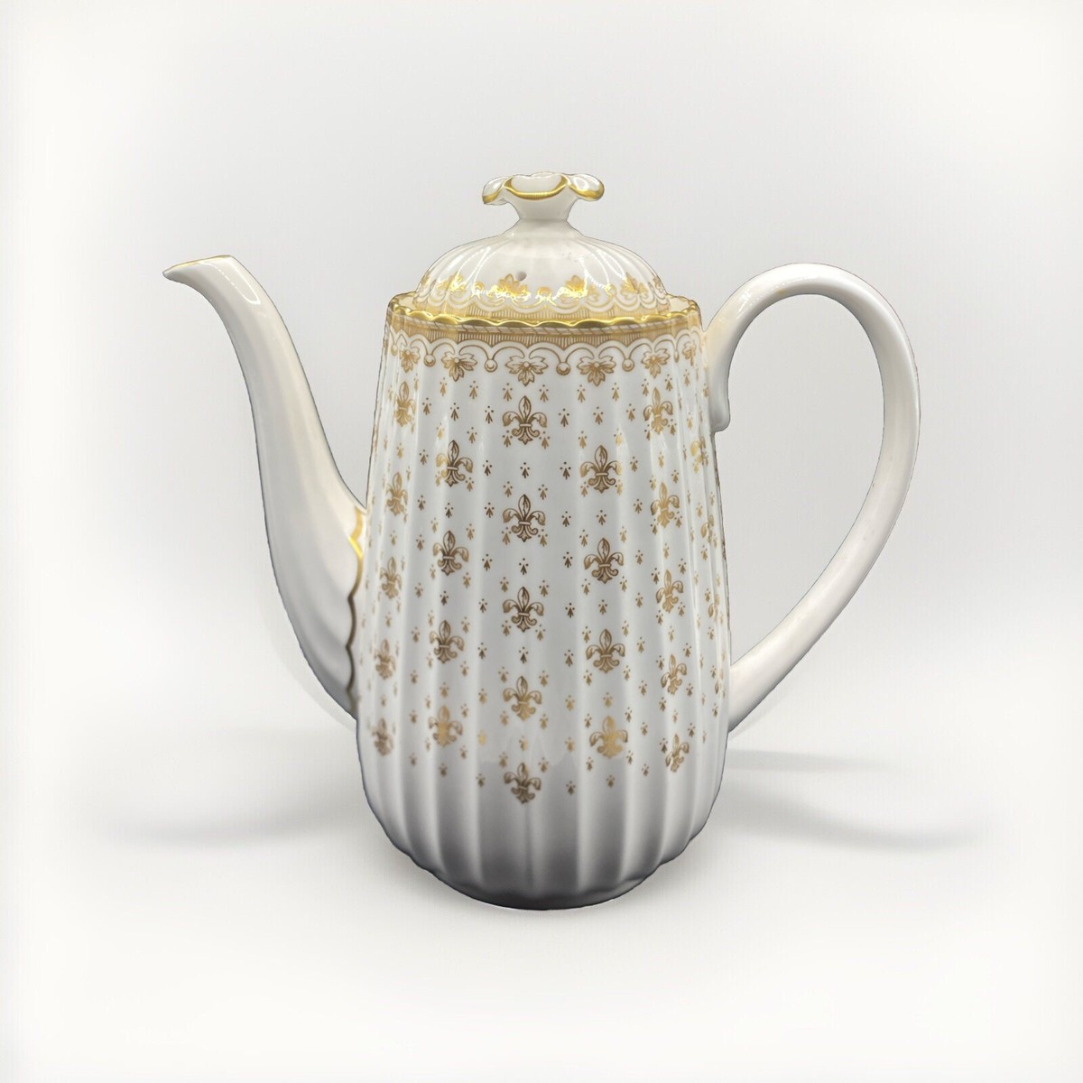 Spode 『フルール・ド・リス　ゴールド』　スープチューリン Spode 『フルール・ド・リス ゴールド』 スープチューリン
