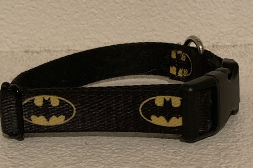 Buckle-Down Batman Zip Wallet - Nylon Clutch With Wrist Strap, 8" X 5"