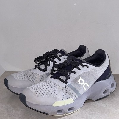 On W CLOUDPULSE  Running Shoes Size 7.5
