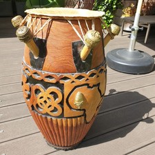Afrikanische Trommel Kpanlogo