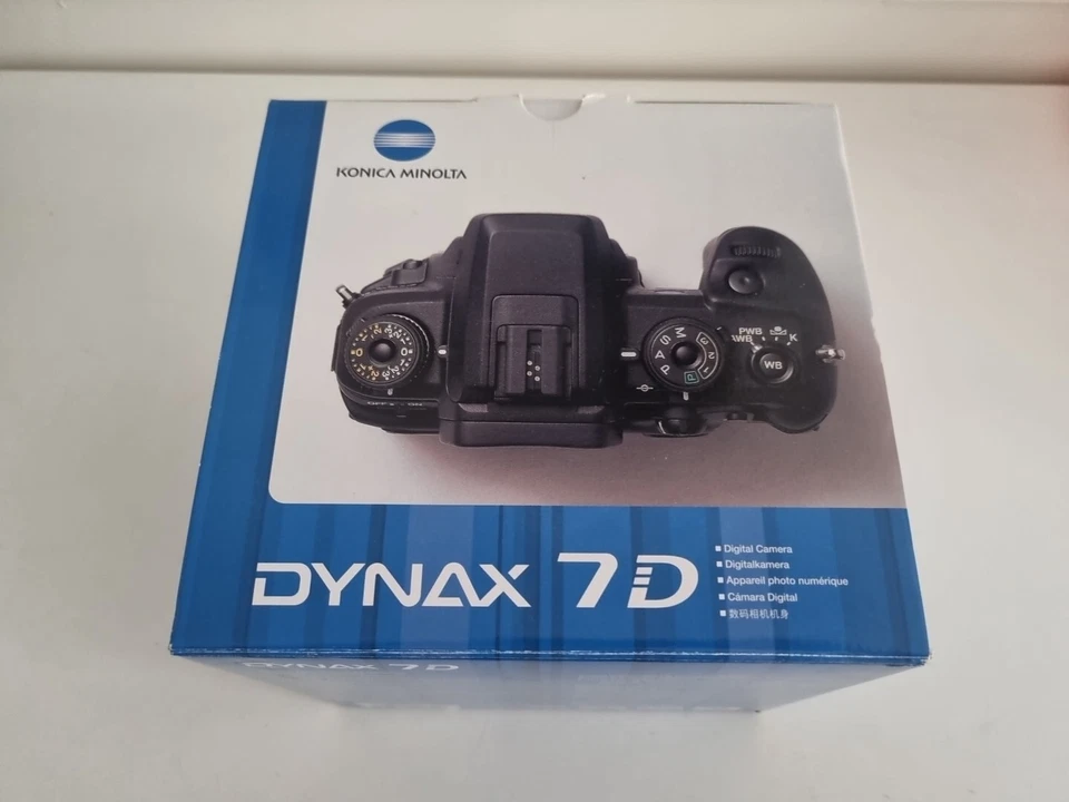 Konica Minolta Dynax 7D 6.1MP DSLR Camera Black 📷 BOXED With Charger ....... - Image 2 of 4