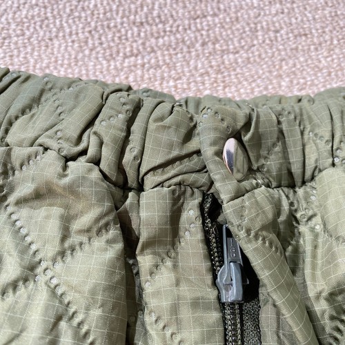 VINTAGE Helly Hansen Trousers Mens 34x31 Green Quilted Rain Sailing Gear - Picture 9 of 14
