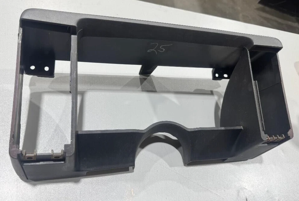 1986-1994 Chevy S10/Blazer/S15/Jimmy cuadro de instrumentos bisel P/N 15642522 OEM Foto 2 de 4