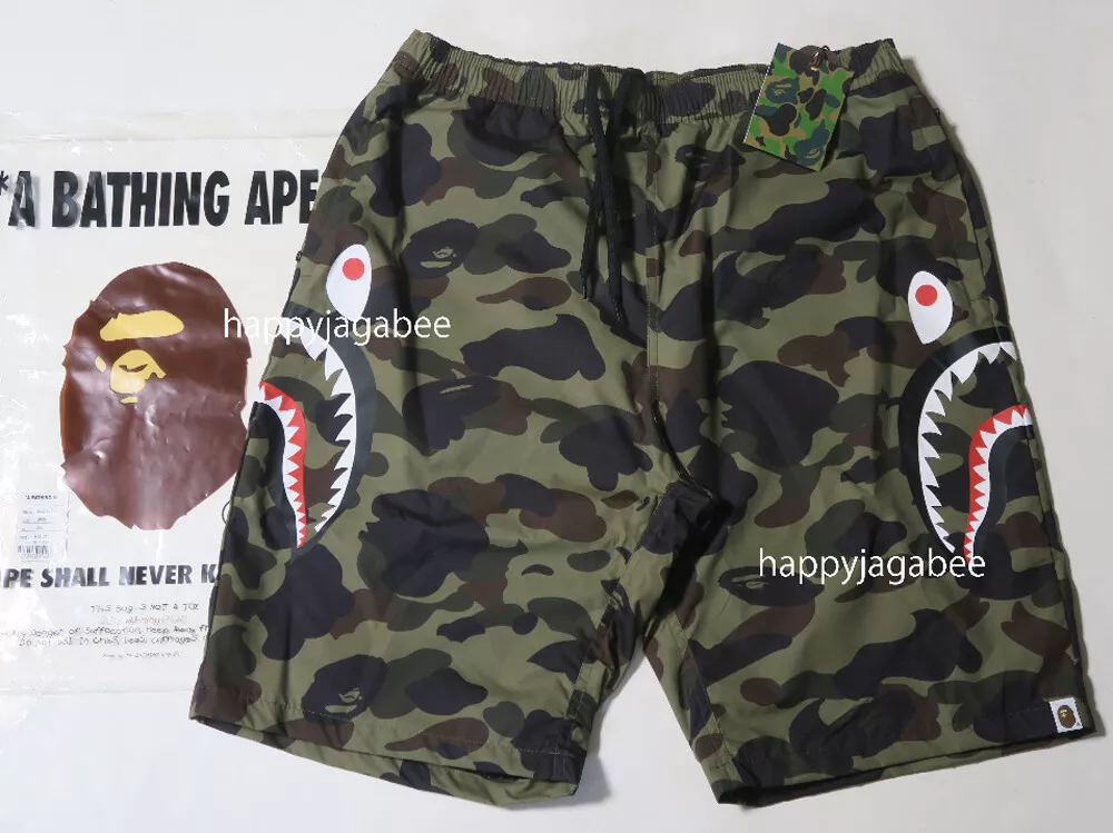 A BATHING APE Men's 1ST CAMO SIDE SHARK BEACH SHORTS Green / Yellow  1I30153020