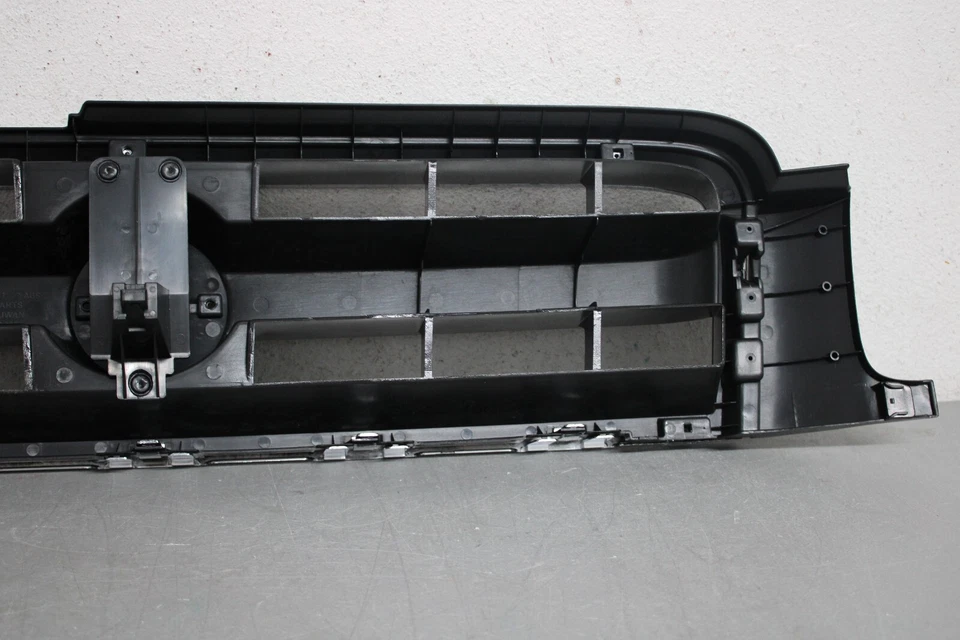 2003 2004 NISSAN PATHFINDER FRONT GRILLE — 第 4/4 张图片