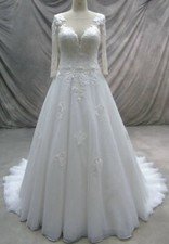 HBH Brautmode I CURVY Brautkleid A-Linie mit Träger u. Schleppe Glitzertüll