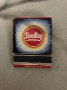 Vintage Sun Ray Drug Store Match Book