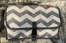 New Skip Hop Pronto 2 in 1 Baby Changing Station  Diaper Clutch - Chevron