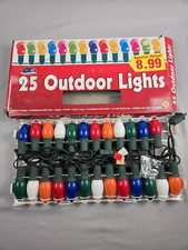 Vintage Christmas Avenue Multicolored Christm...