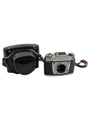 Ihagee EXA IIb Analoge Spiegelreflexkamera Body mit Ledertasche Dresden