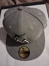 New Era 59FIFTY Miami Marlins MLB Gray Black Fitted Cap Size 7 3/8