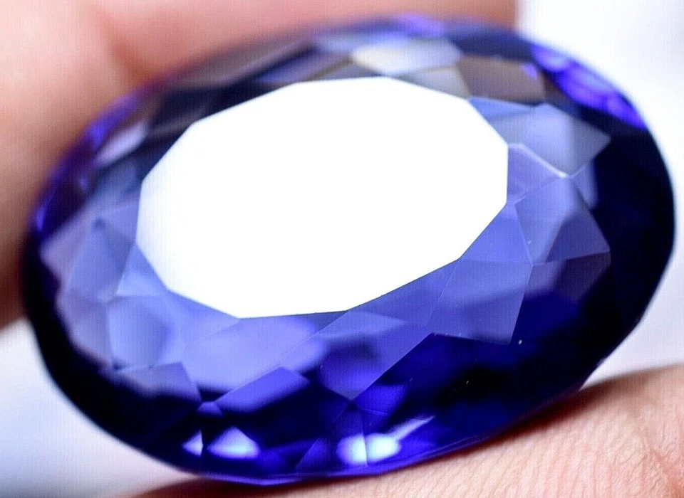 Lab Created 64.60 Ct Violet Blue Tanzanite GGL Certified Sparkling Gemstone - Image 2 of 4