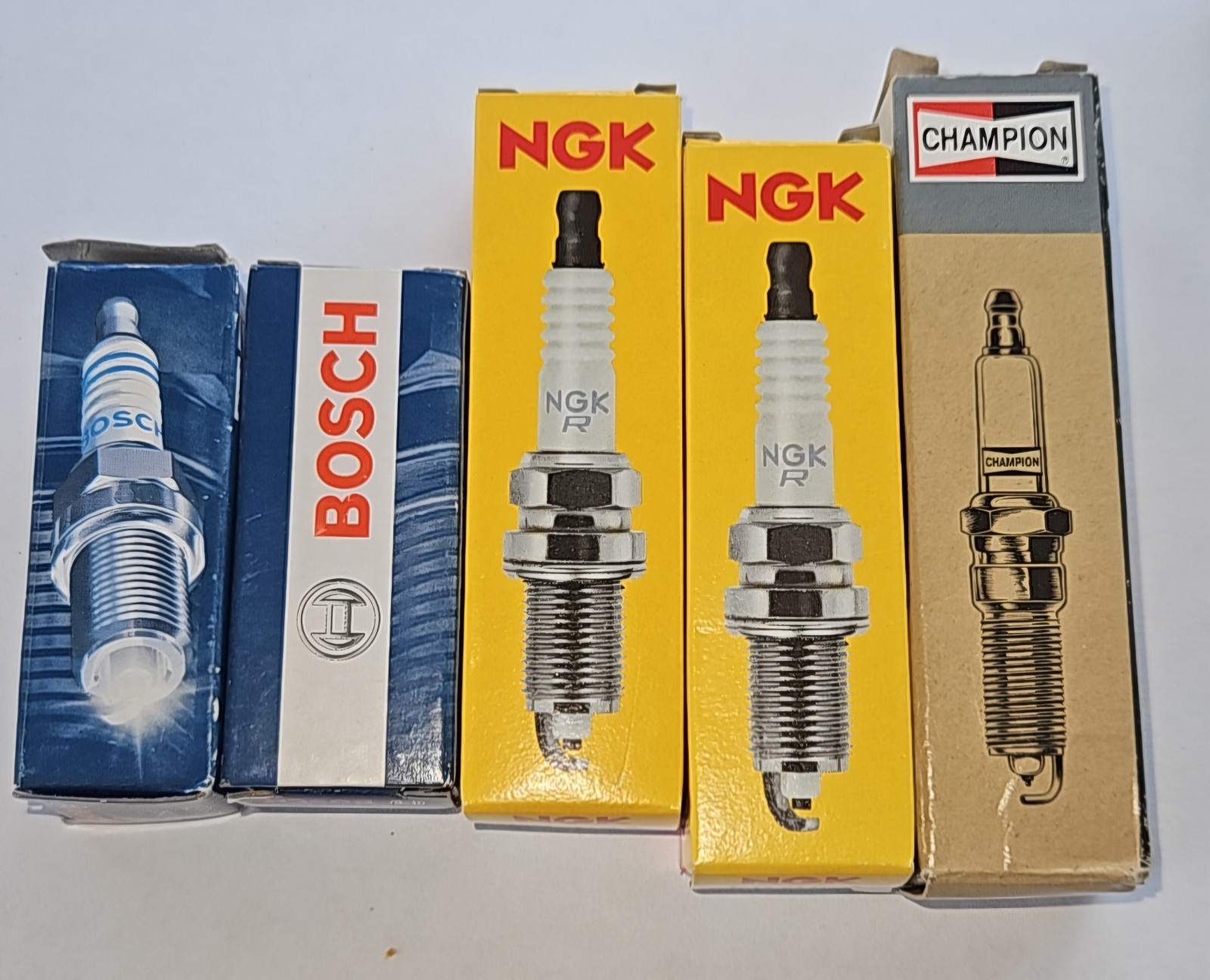 5 Sparkplug Lot NGK Cr7hsa 4549, Bosch Wsr 6F 7547, Champion 869 RJLM
