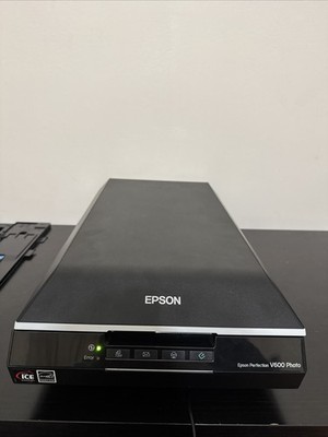 Epson Perfection V600 Photo Scanner   Powers On, Not Working   For Parts / As-Is