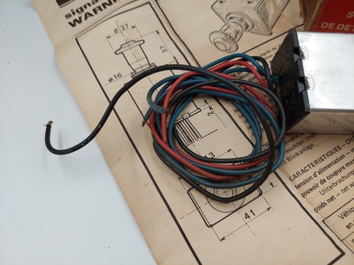 S.E.V. Marchal Signal Switch Warning 12V. Made In France - Picture 4 of 8
