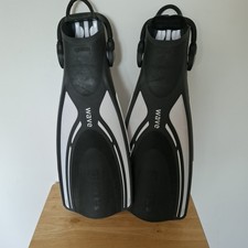 Mares Wave Scuba Diving Fins  XS & Net Bag with Straps