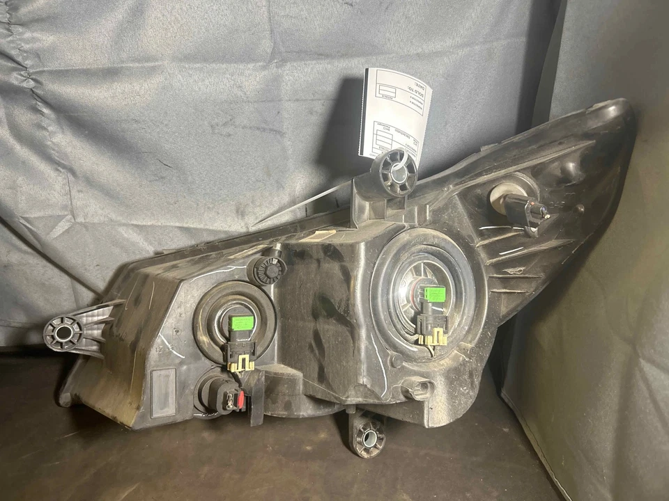 Fits 2009-2014 VW Routan Right Headlight OEM:7B0941006B Foto 2 de 4