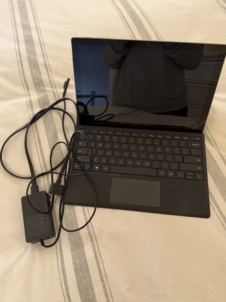 Preços baixos em Microsoft Surface Pro 5 128GB Tablets e ereaders