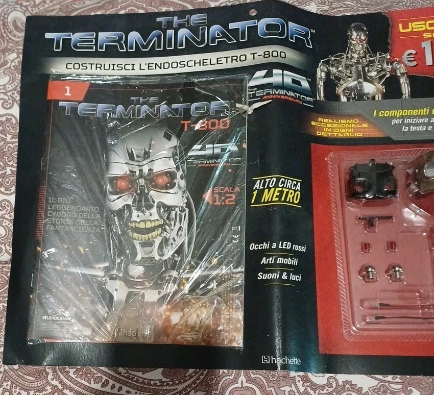 PRIMA USCITA FASCICOLO COMPONENTI THE TERMINATOR T-800 HACHETTTE SCALA 1:2 - Immagine 2 di 4