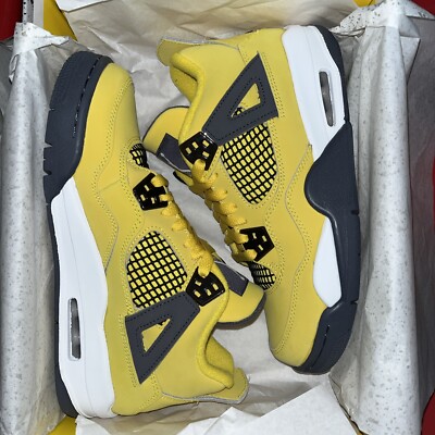 Air Jordan Retro Lightning 2021 Big Kids' Shoes Tour Yellow