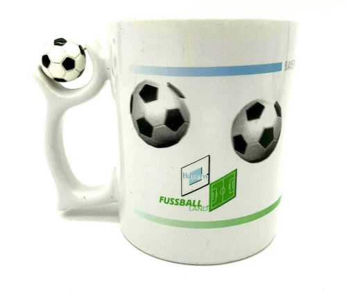 Bayern International Fussball Land Spinning Soccer Ball Coffee Tea Mug