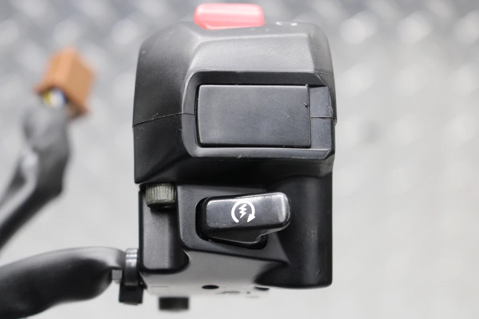 2003 YAMAHA FZ1 RIGHT CLIP ON HANDLE KILL OFF START SWITCH  Foto 2 de 4