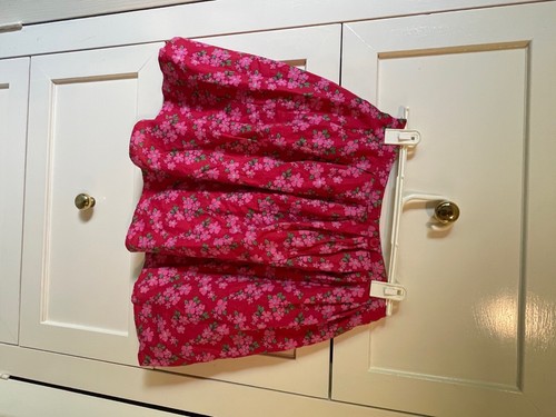 Princess Highway short red floral gathered skirt, size 10 - Picture 2 of 5