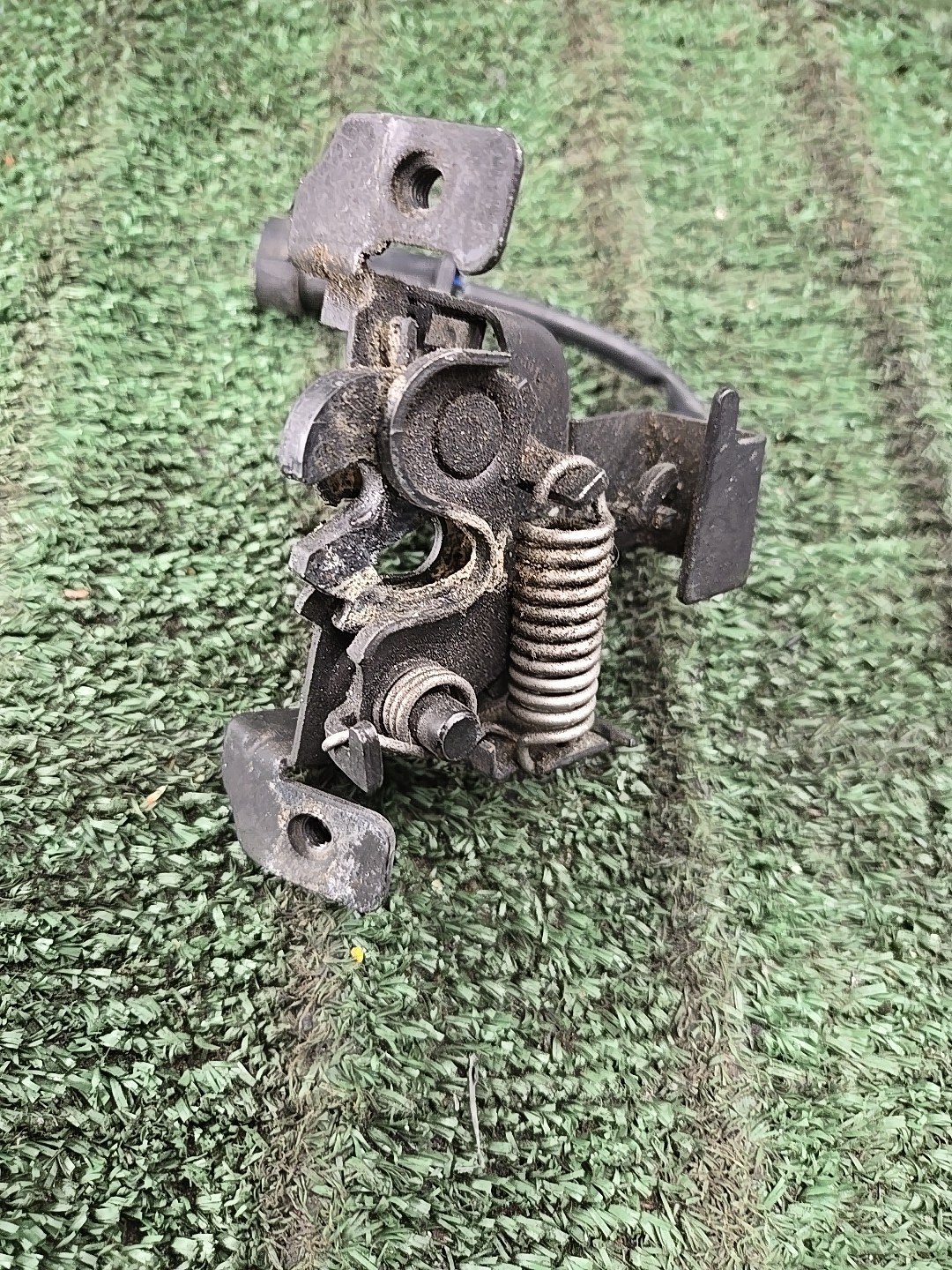 14-20 Maserati Ghibli Front Left or Right Hood Latch Lock Actuator OEM