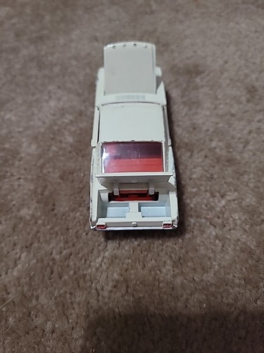 1965 Dinky Toys Meccano #161 Ford Mustang Fastback White - Picture 3 of 7