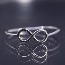 size 8, vintage sterling silver 925 infinity loop ring band