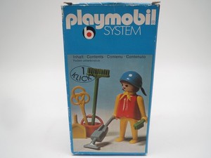 Set PLAYMOBIL Vintage City Life 3315 - Femme Ménage Avec Aspirateur - 1976 - Complet
