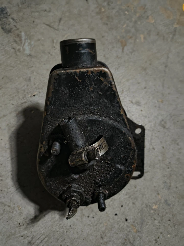 Bomba de dirección asistida Buick Skylark GS Riviera Electra 1970-1976 Foto 2 de 2