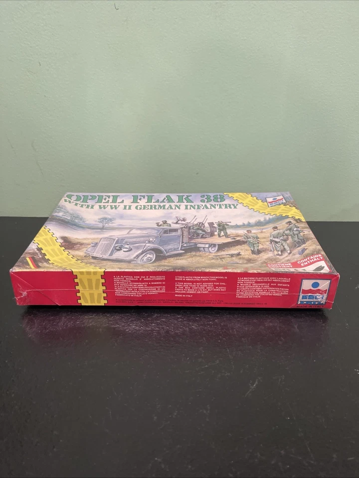 Opel FLAK 38 With WW II German Infantry 1/72 Scale Model Kit ESCI 8612 - Image 2 of 4