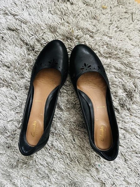 Women Clarks Heels Black Leather 39 #1P59