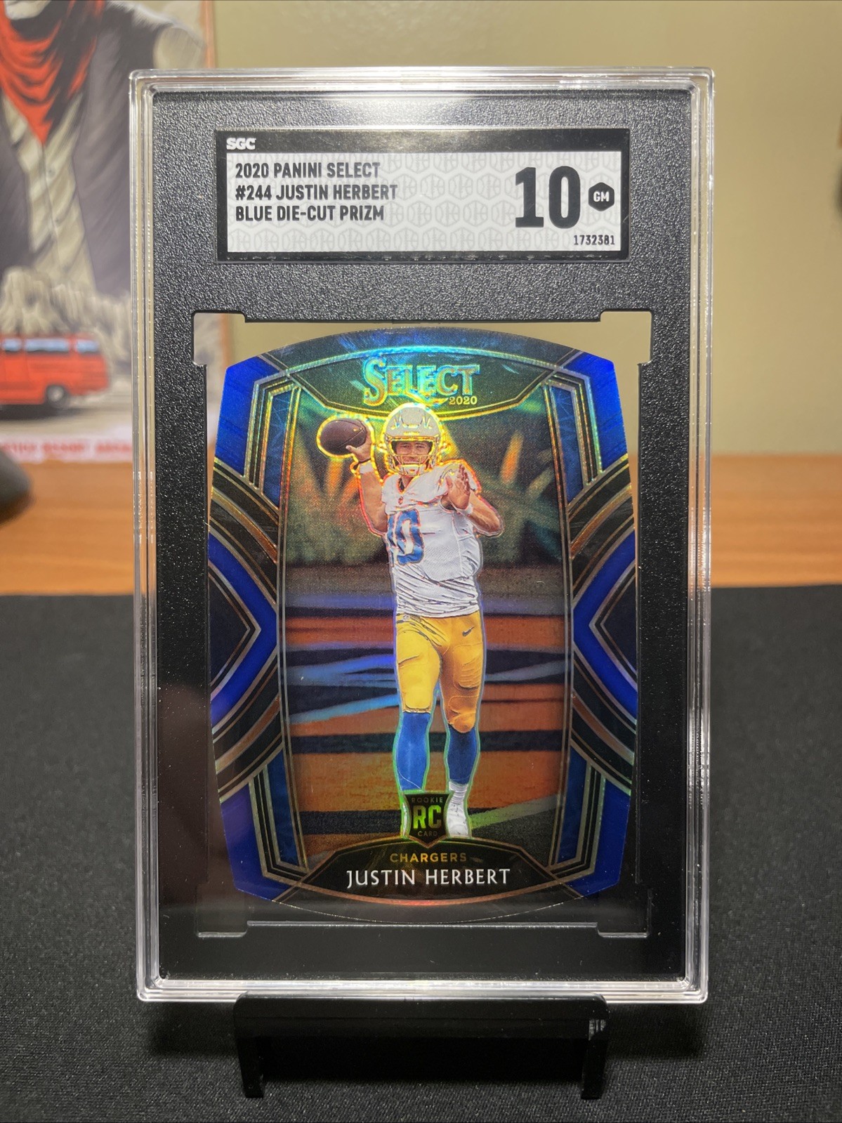 2020 Panini Select Club Level Justin Herbert #244 Blue Die Cut Prizm SGC 10 RC