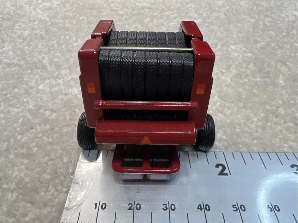 1/64 Ertl Case IH RB564 Round Baler Loose Diecast - Image 2 of 4