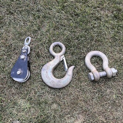 30 Ton Slip Hook With Locking Tab - 25 Ton Shackle -&- Pully Block For Crain Ect
