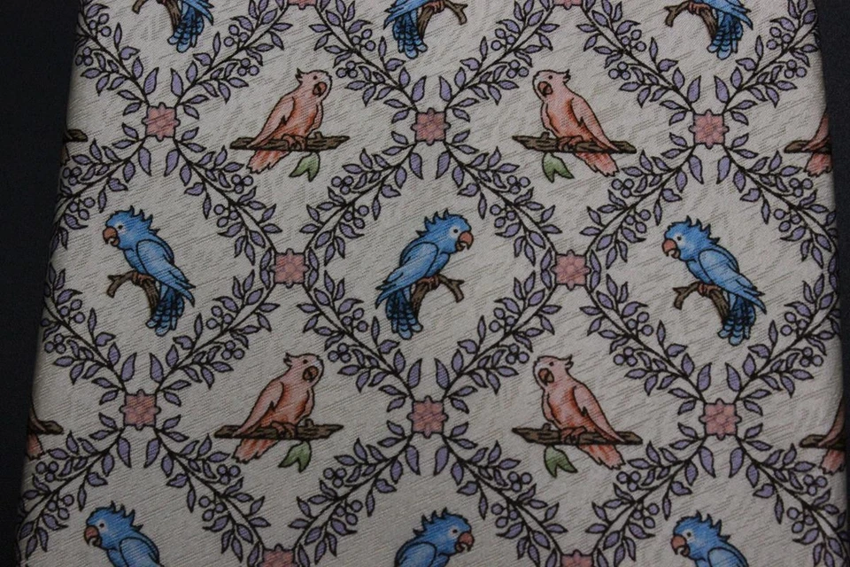 PIERRE CARDIN Silk Tie. Blue & Pink Parrot w Floral Motif. - Image 4 of 4