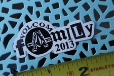 VOLCOM Family 2013 Team Snowboard Surf Punk z42a Vintage Skateboarding STICKER