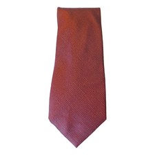 KENNETH COLE REACTION Red Pixel Solid Silk Classic Tie