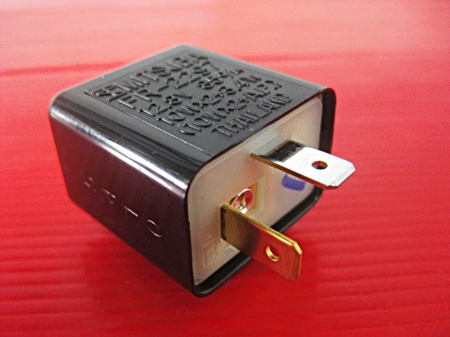 Fit YAMAHA RZ500 RD400 RD350 RD250 RD250LC RD350LC SIGNAL MITSUBA RELAY 12V.[mi] - Imagem 3 de 4