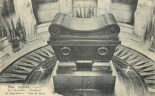 75 PARIS LES INVALIDIDES TOMB OF NAPOLEON FRONT VIEW