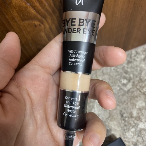It Cosmetics Under Eye Full Coverage Anti-Aging Concealer Light Natural 1oz - Bild 4 von 5