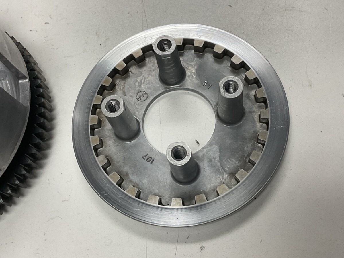 2001 Honda XR200 Clutch OEM Basket Hub Pressure Plate Springs