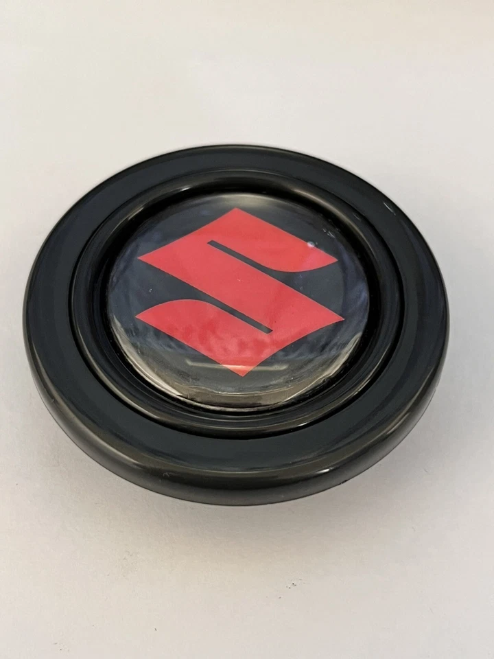 SUZUKI RED LOGO Horn Button for SPARCO OMP MOMO NARDI steering wheel - Image 3 of 4