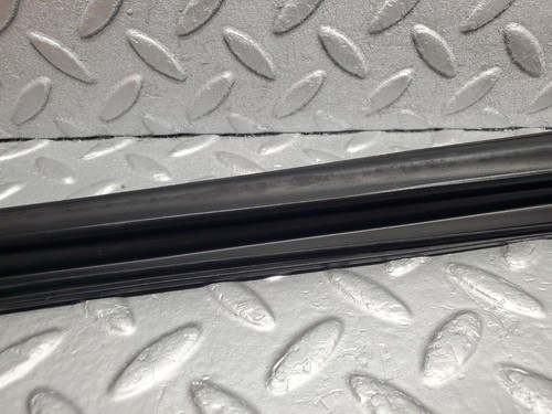 ⚙49403⚙ Guarnizione in gomma parabrezza anteriore Mercedes-Benz A124 320E Cabriolet - Foto 5 di 16