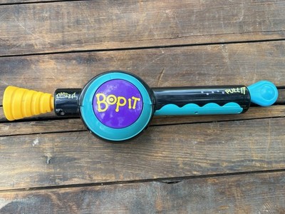 Vintage Bop It Original Pull Twist Electronic Game by Hasbro 1996 TESTED WORKS