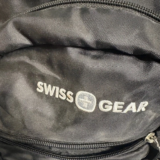 Mochila de bolsillo Swiss Gear Comfort Fit negra para tableta para computadora Foto 4 de 4