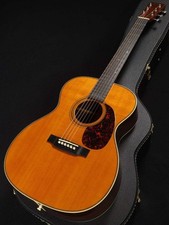 Martin 000-28EC Acoustic Guitar 45.1mm Wide V Neck Natural