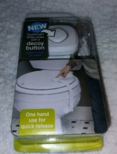 Safety 1st  OutSmart Toilet Lock  W/Decoy Button  White  Brand New